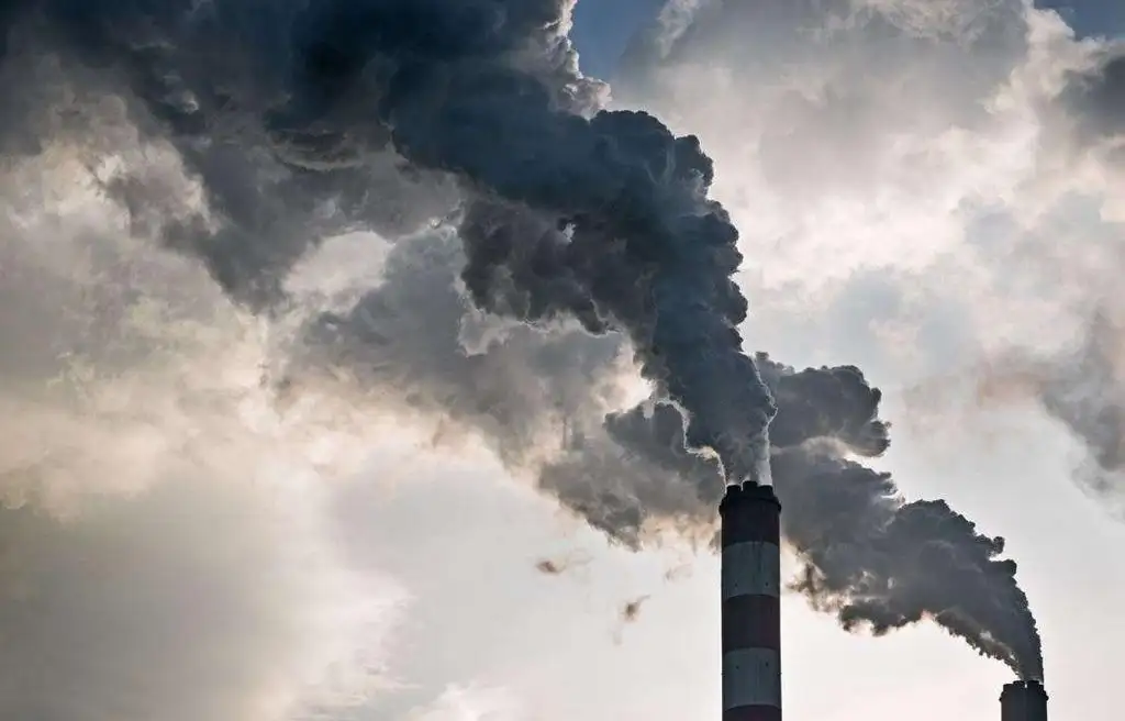 World: Carbon emissions threaten 1.5°C climate threshold sooner than ...